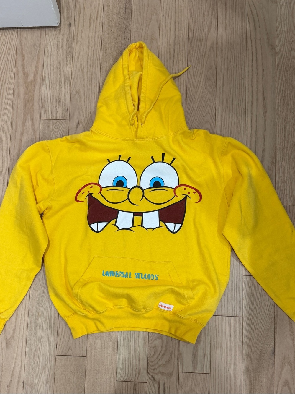 SpongeBob SquarePants Yellow Graphic Hoodie - Universal Studios